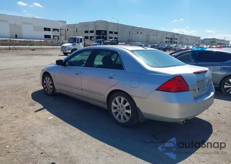 2006 Honda Accord 3.0 Ex from USA, damaged, VIN 1HGCM66516A018325